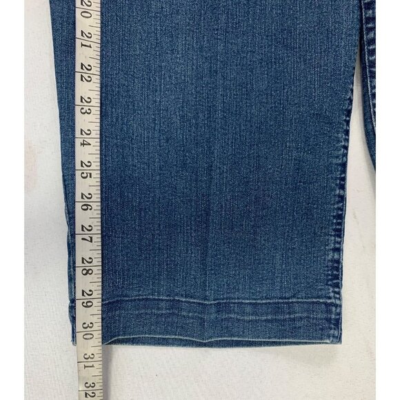 Westbound Women's Denim Capris - Picture 7 of 7
